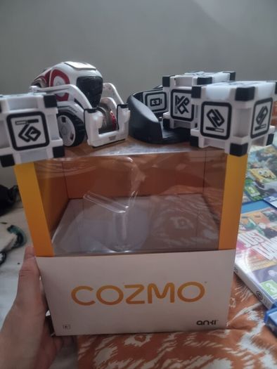 Cosmo Robot