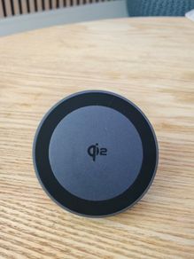 Ugreen Magsafe QI2 car wireless charger