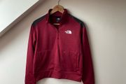 The North Face Cropped Quarter Zip Fleece Pullover Burgundy Black Small