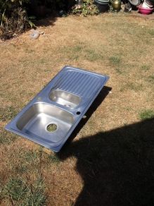 Stainless steel sink.