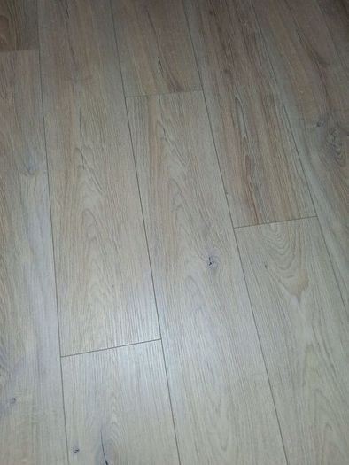 6 x  boxes of SPC flooring.
