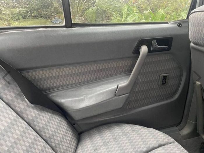 1990 Mercedes 190D, 2.5L, Automatic