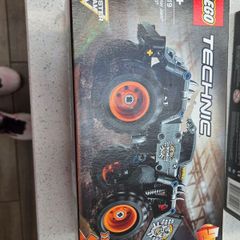 lego technic monster jam max d