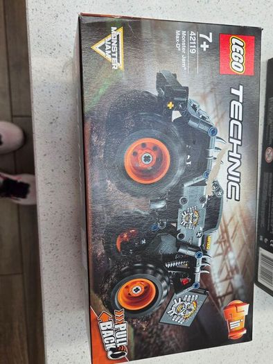 lego technic monster jam max d