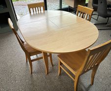 Pine Table and 4 Chairs