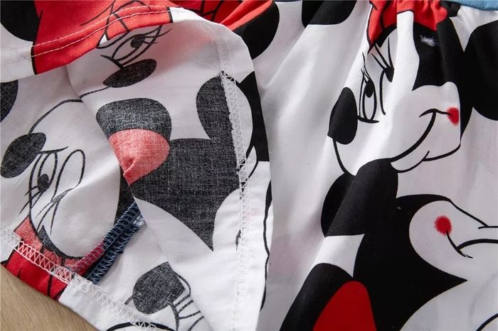 Mickey dress fits 4/5 years old