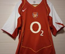 Arsenal Jersey. Official Nike Arsenal Mens Home Jersey From Season 2004 / 2005. Authentic Original From The Time. Not A Modern Day Remake.