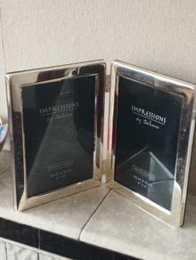 Silver plated double frame with hinges from IMPRESSIONS by Julian.
