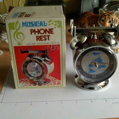 musical phone rest