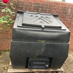 Fuel storage bunker