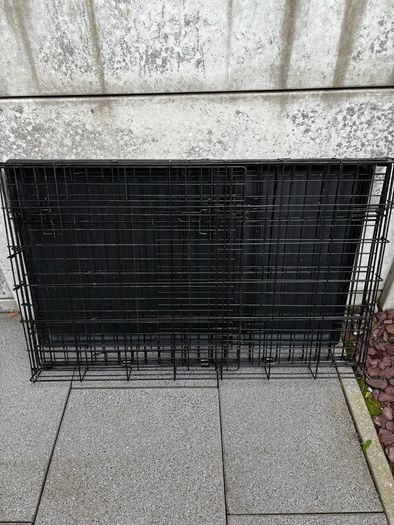 Dog crate