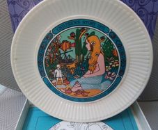 Vintage Wedgwood Children's Storys 1975