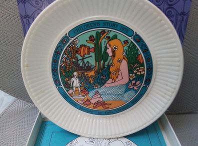 Vintage Wedgwood Children's Storys 1975