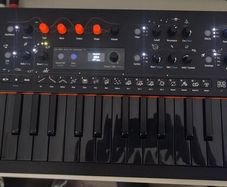 Arturia Minifreak Stellar Edition Like New