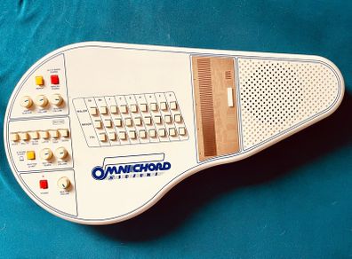 Omnichord Om-27