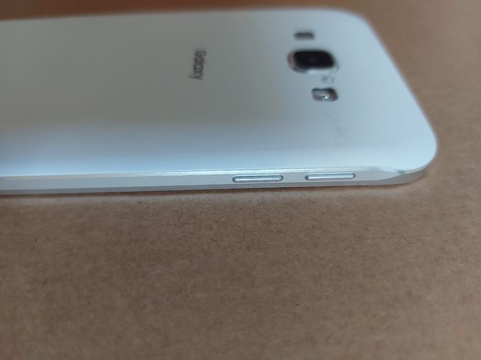Samsung Galaxy A8, Model SCV 32, 2GB Ram, 32GB HDD, Android version 7.0, in excellent working and cosmetic condition