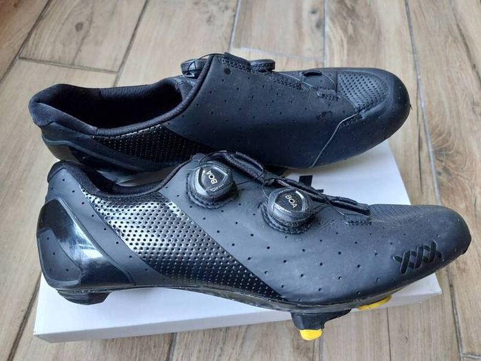 BONTRAGER XXX cycling shoes