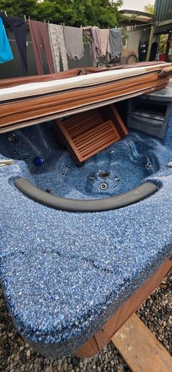 7 seater jacuzzi
