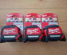 Milwaukee Compact Magnetic 8m/26ft Tape Measure