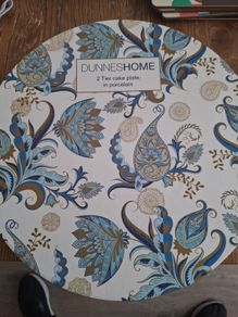 2 Tier Cake Stand Porcelain