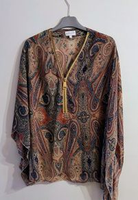 Print Top with front zip detail