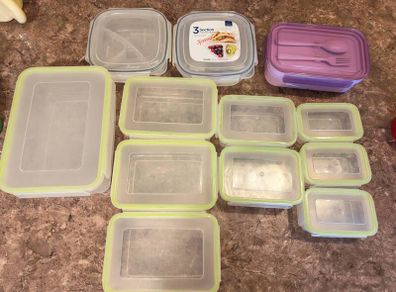 Lock & Lock Style Airtight Food Storage Containers Bundle