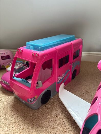 Barbie Dream House, Airplane, Campervan, vehicles