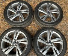 17' Genuine VW Golf Caddy 5x112 alloy wheels