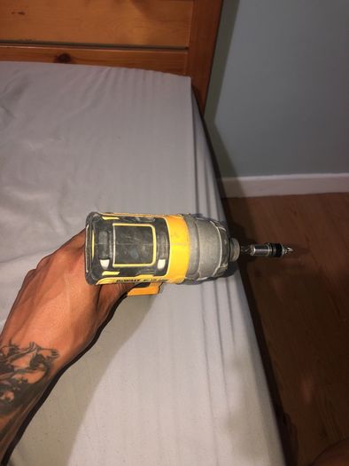 dewalt screwdriver