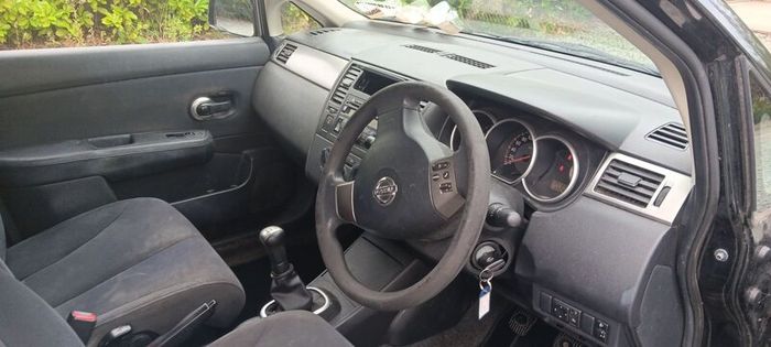 Nissan Tiida 2008