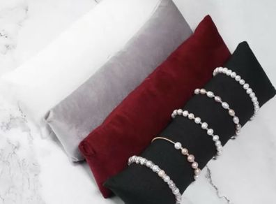 Bracelet round holder