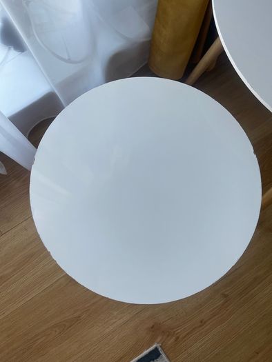 kids table and chair