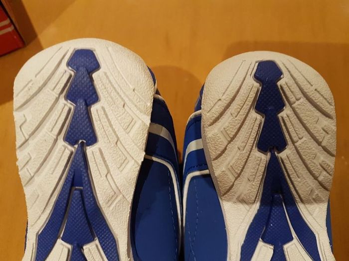 New schoes infant 24 C7