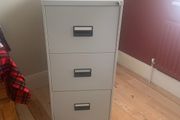 3 drawer filing cabinet