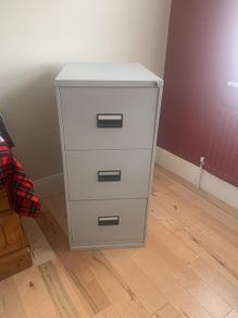 3 drawer filing cabinet