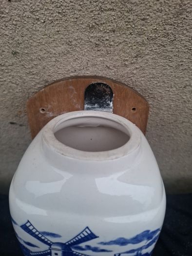 Wall coffee grinder postage possible