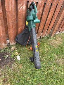 Leaf blower