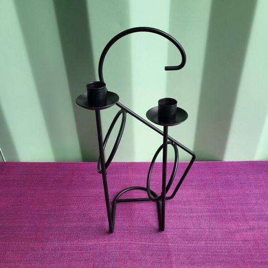 Bottle cradle with candleabra for Decanting
