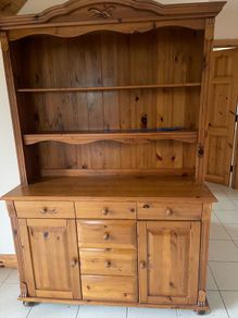 dresser