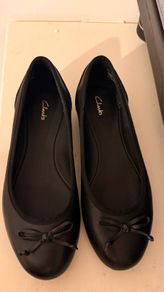 clarks pumps