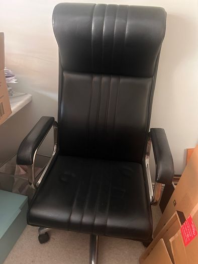 executive office chair