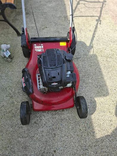 gardencare  self-drive lawnmower