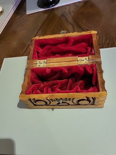 Trinket box