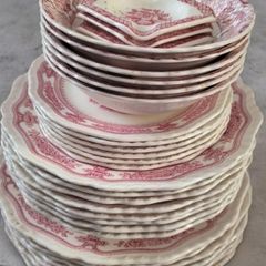 Vintage Masons Manchu Pink Red Ironstone Service 31 Pieces Mint Condition