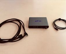 Avid HD Native Thunderbolt Interface w/ DigiLink Mini & Thunderbolt Cable