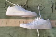 NikeCourt Legacy Canvas Womens Shoes 7.5UK