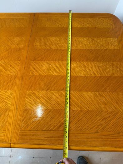 Wooden extendable dining table