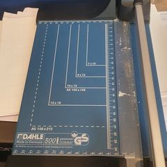 paper trimmer