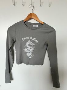 Stretchy long sleeve top