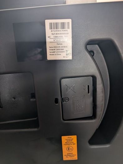 Maxi Cosi Pebble FamilyFix 360 spin car seat, infant insert, spin base, and buggy adaptors